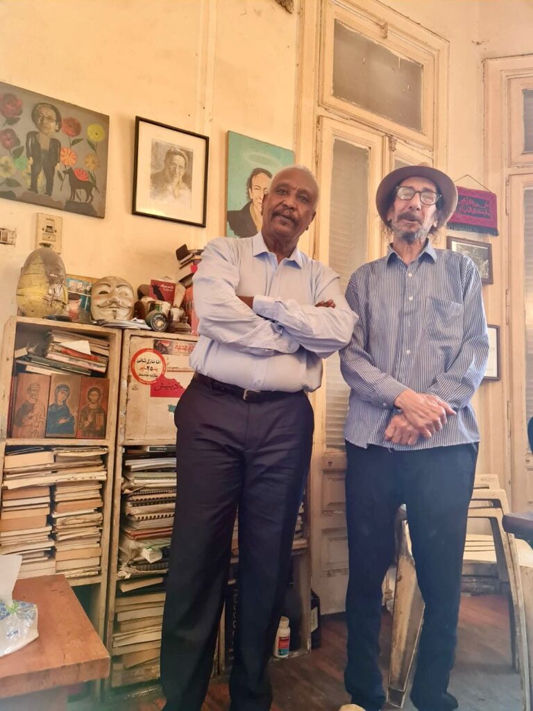 محمد هاشمإنسان من  المحروسةمسكون بحب الجنوب